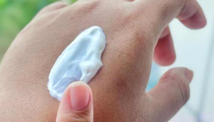 Jangan Tunggu Kulit Rusak, Ini 7 Alasan Anda Wajib Pakai Sunscreen Setiap Hari