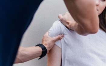 Tak Perlu ke Klinik, Ini Rekomendasi Jasa Fisioterapi Datang ke Rumah di Jakarta Selatan