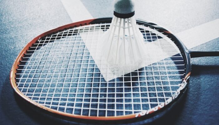 Cara Tetap Sehat Tanpa Harus ke Gym: Mengapa Badminton Solusi Paling Menyenangkan